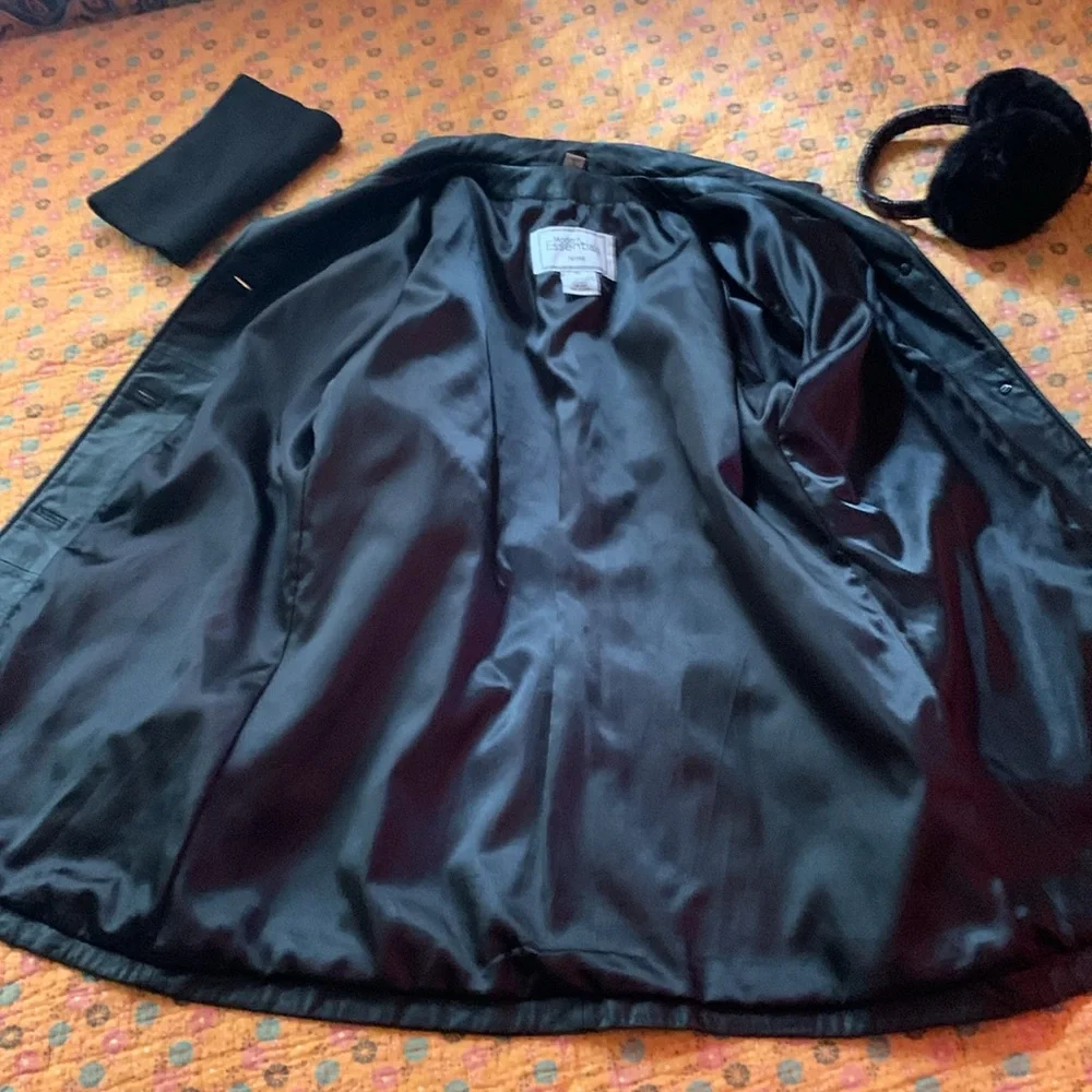 Leather Jacket - Picture 5 of 5